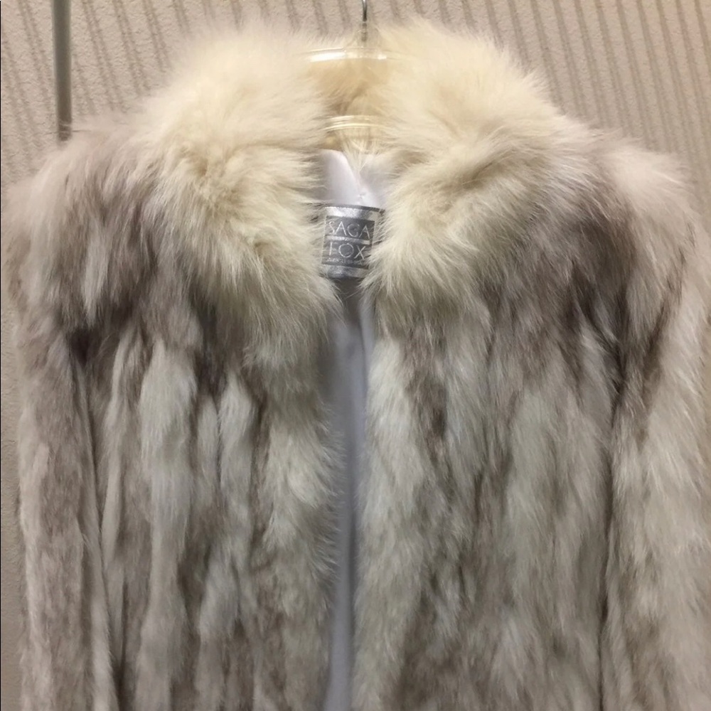 Saga Fox - Authentic Vintage Fur Coat